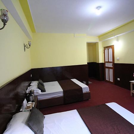 Delight Royal Lachen Extérieur photo